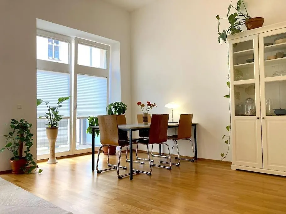 Schoene Ferienwohnung Im Zentrum Les Leipzig 0*,  Germany